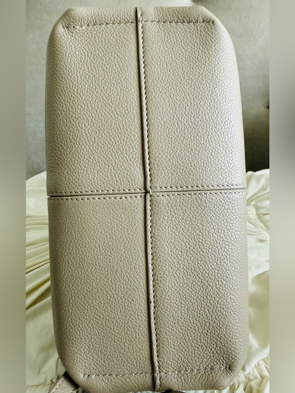 Polene Numero Neuf Mini in Textured Taupe - Picture 5 of 13